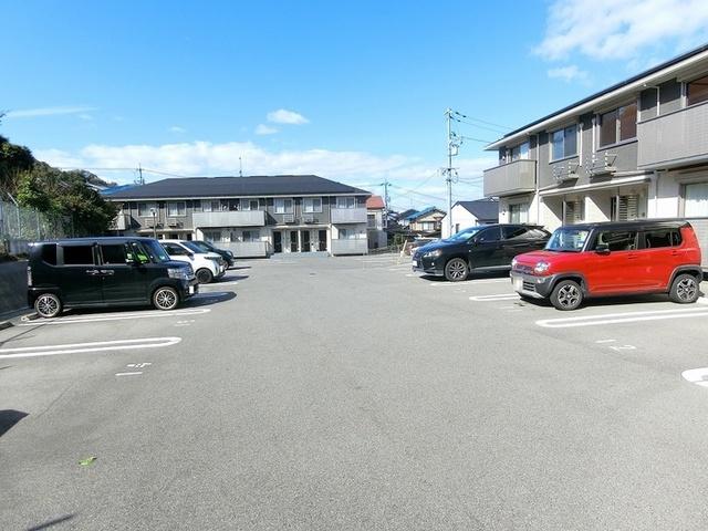 花水木ハイツ　A（102） 駐車場