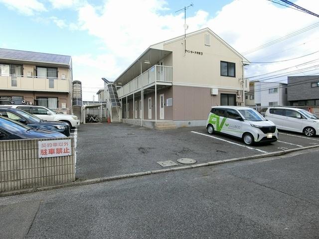 ヴァンセーヌ今村　B棟（202） 駐車場