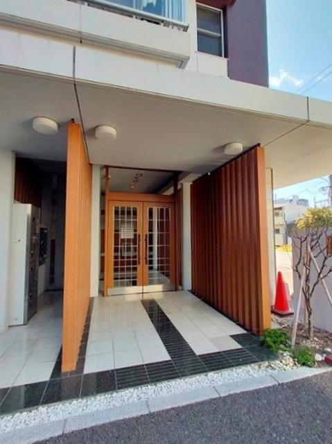 ＨＯＵＳＥ　ＴＡＧＡＷＡ（205） エントランス