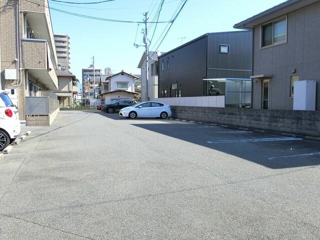 アムール祇園（102） 駐車場