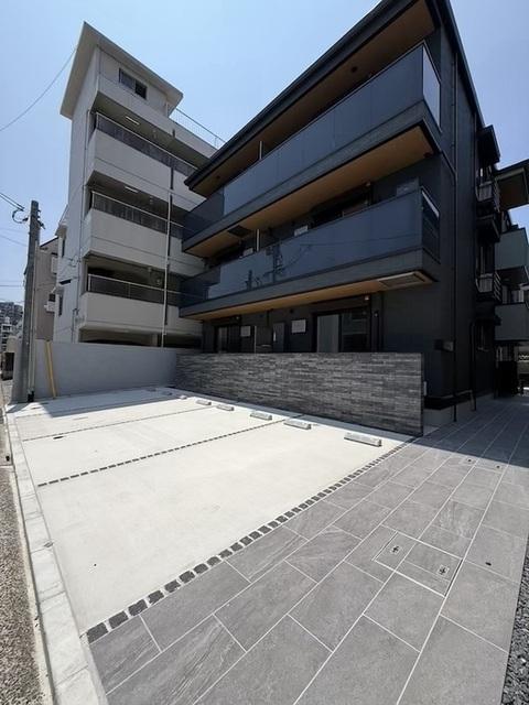 Ｄ−ＲＯＯＭ庚午中（102） 駐車場