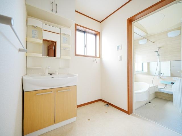 北区堀船4丁目戸建 洗面