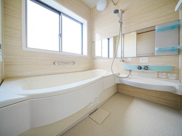 北区堀船4丁目戸建 バス／シャワー