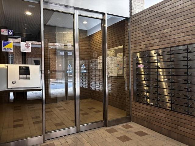 マンションアクロス西巣鴨 エントランス