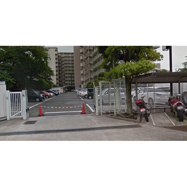 グリーンパーク上中里 駐車場