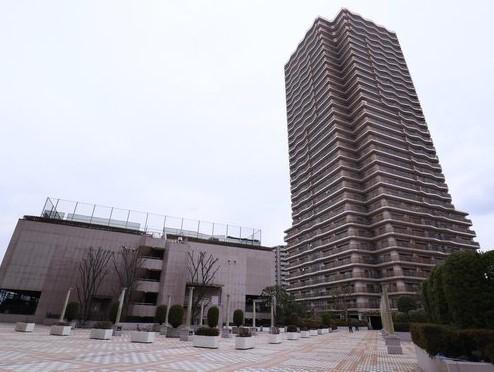 アクロシティタワーズ 外観