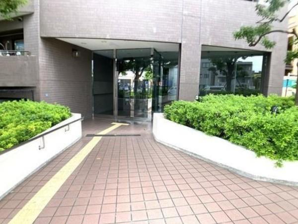 ナイスアーバン志村坂上 エントランス