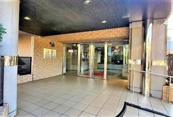 ライオンズマンション町屋 エントランス