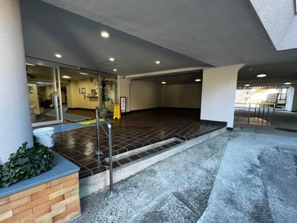 日商岩井目白台マンション エントランス