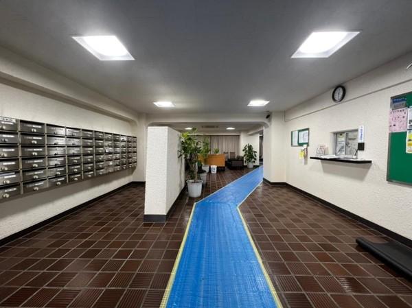 日商岩井目白台マンション ロビー