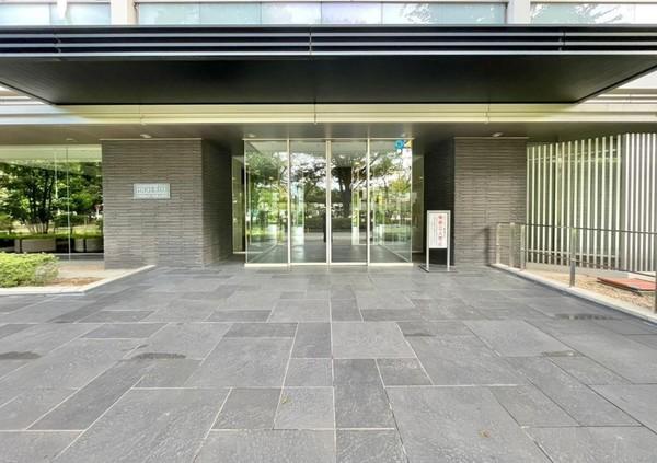 東綾瀬公園ハイライズアーバンスクエア エントランス