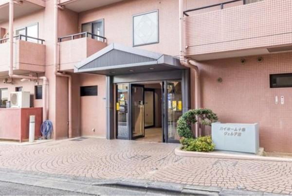 ハイホーム十条ヴェルデ館 エントランス