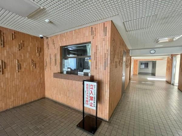 蓮根ファミールハイツ2号棟 エントランス