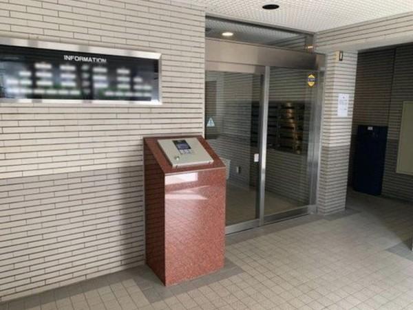 ライオンズマンション高島平 ロビー