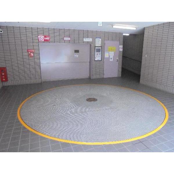 グランドメゾン上池袋 駐車場