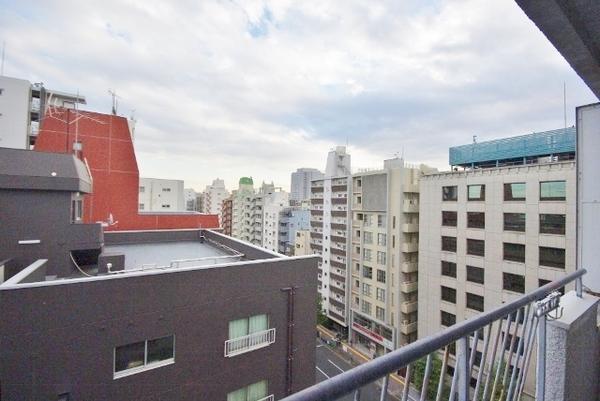 六義園アビタシオン 外観