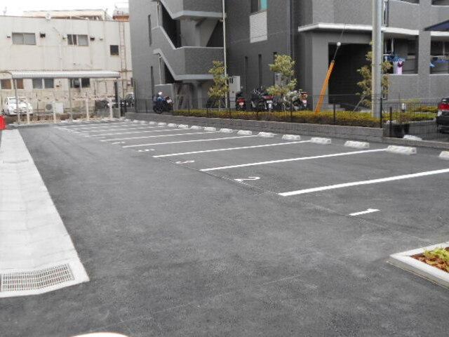 セレス稔台（506） 駐車場