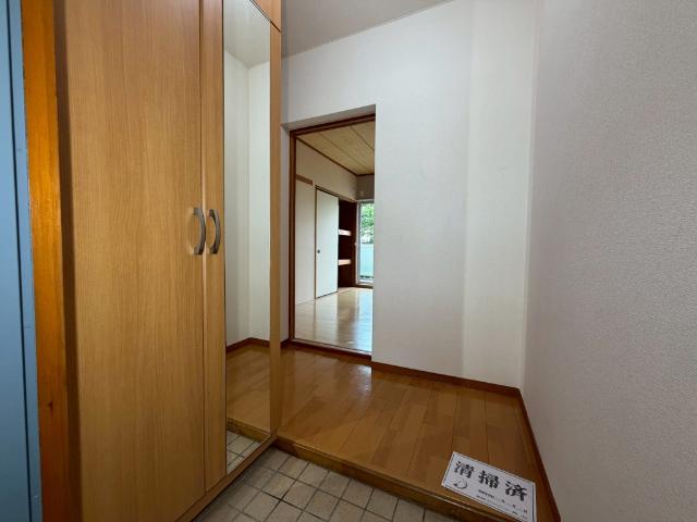エレガンスＨＭ（302） 玄関