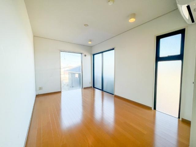 ヴィラ・モデルナ（307） 室内
