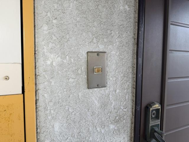 エステートロイヤル（301） 玄関