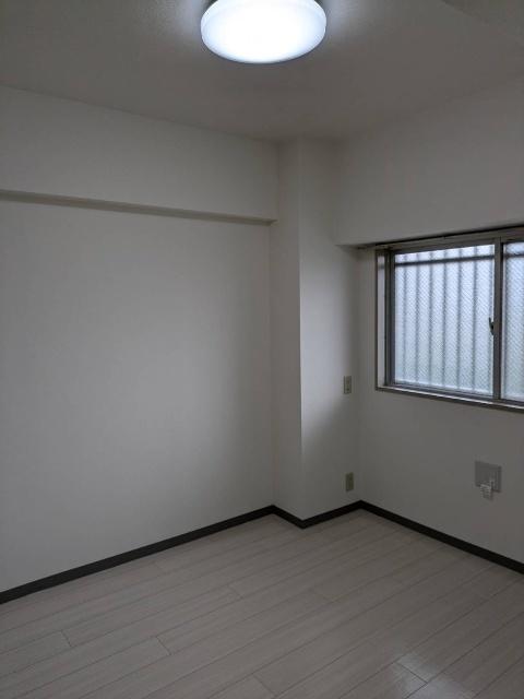 ロイヤルマンション（305） 室内