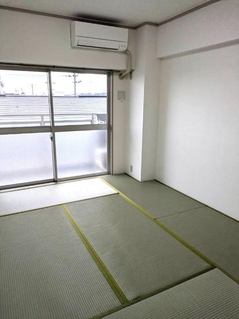 ロイヤルマンション（305） 室内
