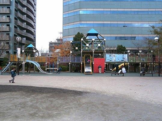 厚木市中央公園：2012m