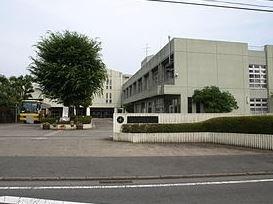神奈川県立秦野曽屋高校：6662m