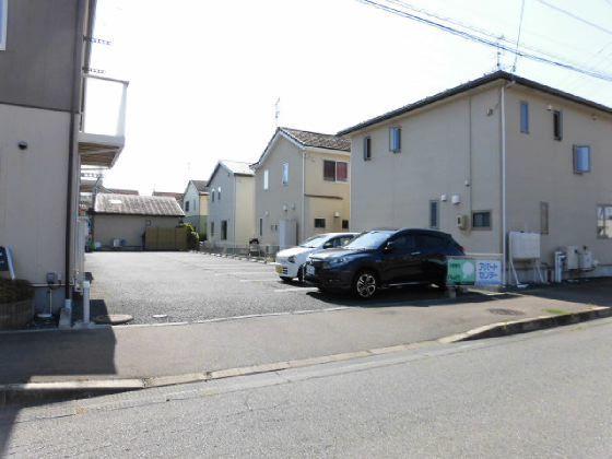 セントポーリア（北棟）（102） 駐車場