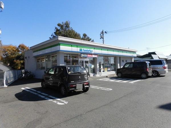 ファミリーマート盛岡川久保店：589m