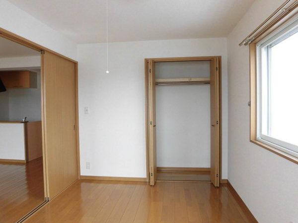 クラインファルケ（501） 収納