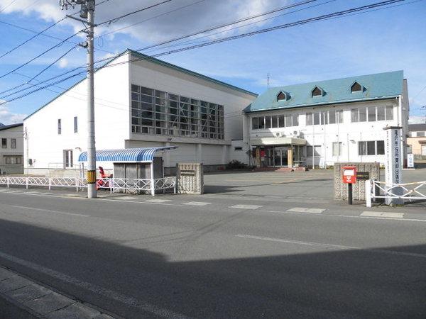 滝沢市役所東部出張所：3183m