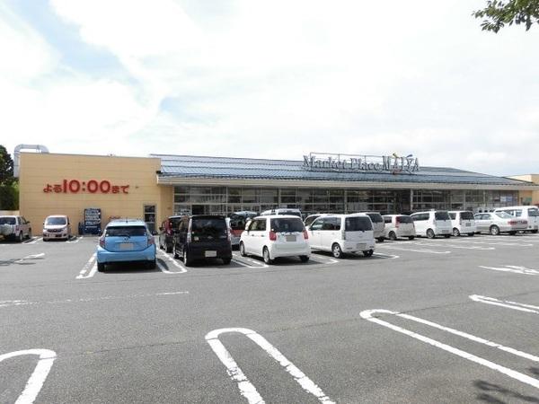 MAIYA青山店：775m