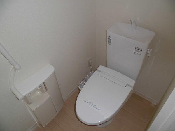 クオーレ　B（102） トイレ