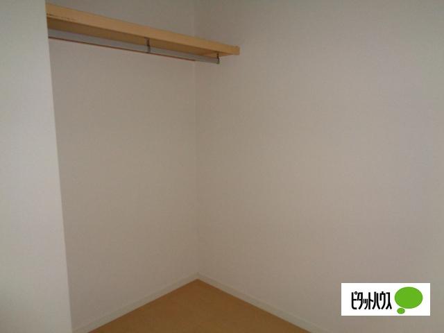 コルトーナ壱番館（102） 収納