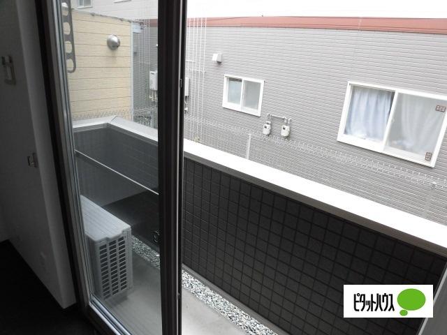 ロジェ コンフォール（101） バルコニー