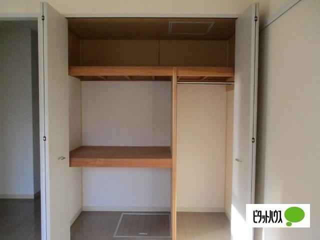 オーロハウス　Ｃ（102） 収納
