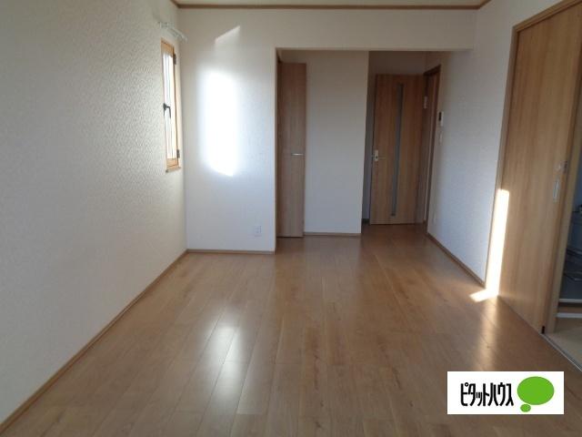エストポミエ　B（305） 部屋画像