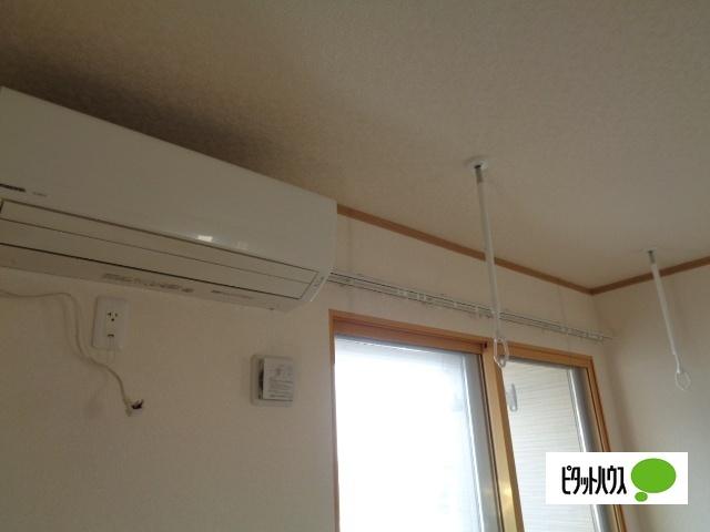 エストポミエ　B（305） 部屋画像