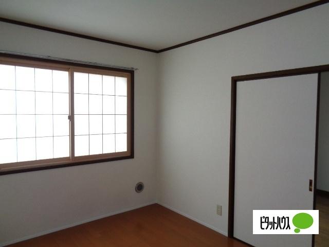 レフィナード　A（102） 部屋画像