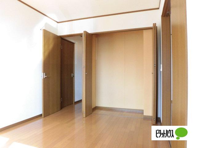 Ｂｒｉｇｈｔ Ｂｕｒｇ　Ｂ棟（102） 収納