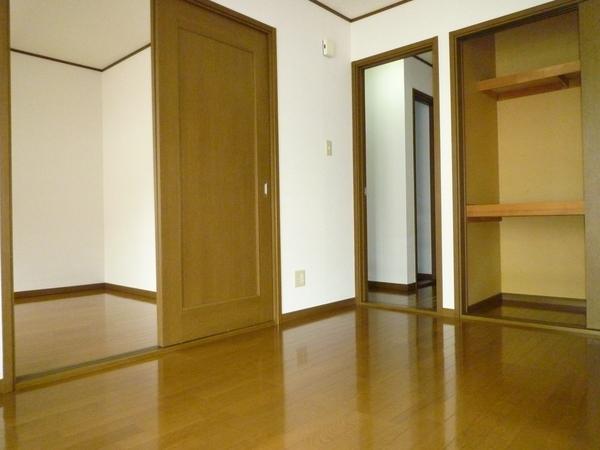 アディーン（201） 部屋画像