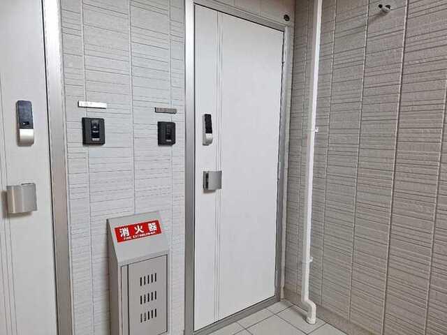 RESUA向中野　B棟（102） 玄関
