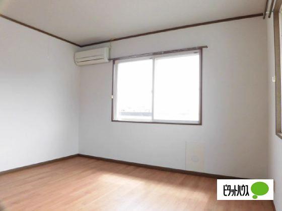 コーポトリニティ（201） リビング