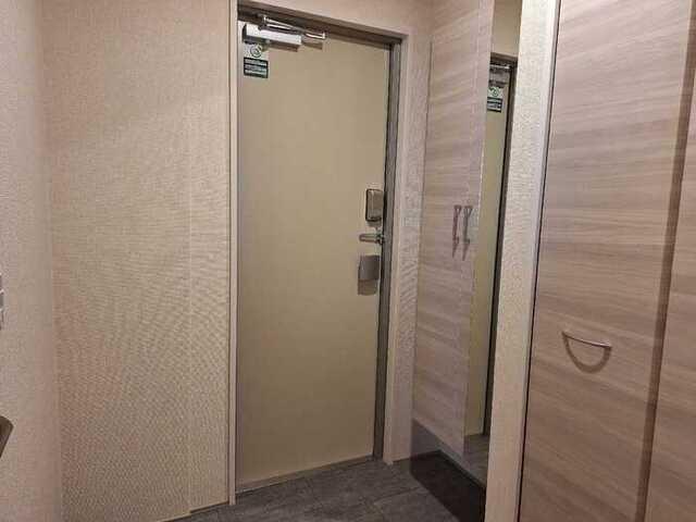 RESUA向中野　C棟（303） 玄関