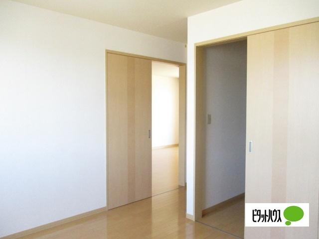 シャーメゾン津志田（102） 部屋画像