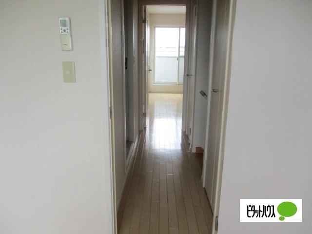 Sky　City　Yahaba　A　（ｽｶｲｼﾃｨﾔﾊﾊﾞｴｰ）（302） 部屋画像