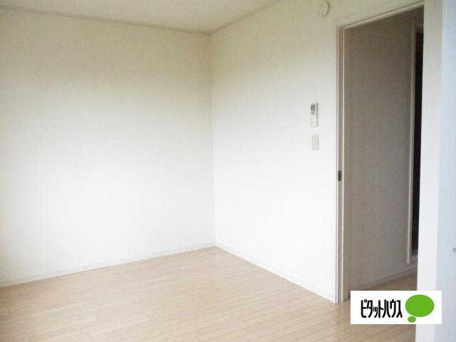 Sky　City　Yahaba　A　（ｽｶｲｼﾃｨﾔﾊﾊﾞｴｰ）（302） 部屋画像