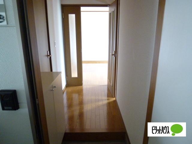 ｃｏｍｆｏｒｔ（202） 玄関