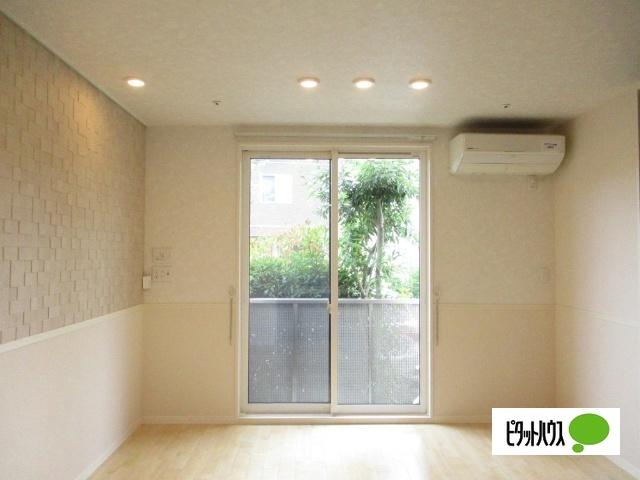 シャーメゾン　with　P（102） 部屋画像